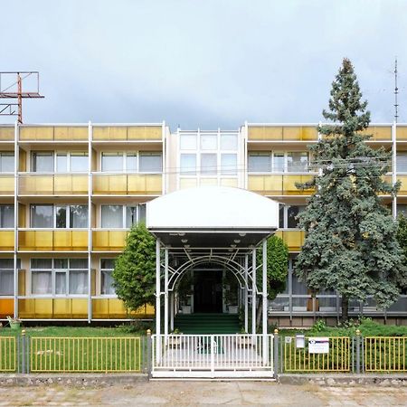 Retro Lido - Vonyarcvashegy Hotel Ngoại thất bức ảnh