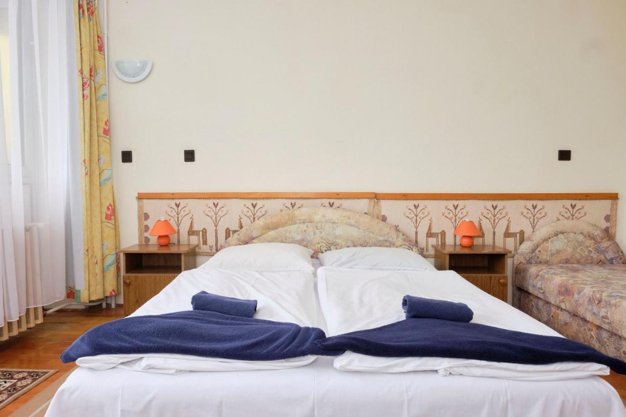 Retro Lido - Vonyarcvashegy Hotel Ngoại thất bức ảnh
