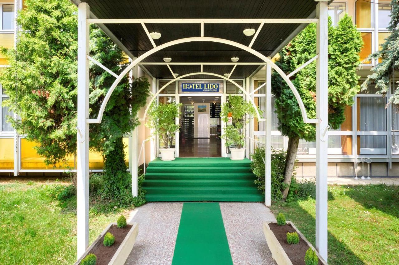 Retro Lido - Vonyarcvashegy Hotel Ngoại thất bức ảnh
